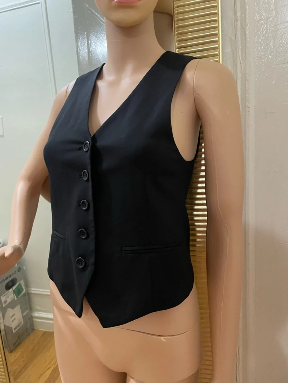 Theory Black Sleeveless Button Vest - Picture 5 of 13